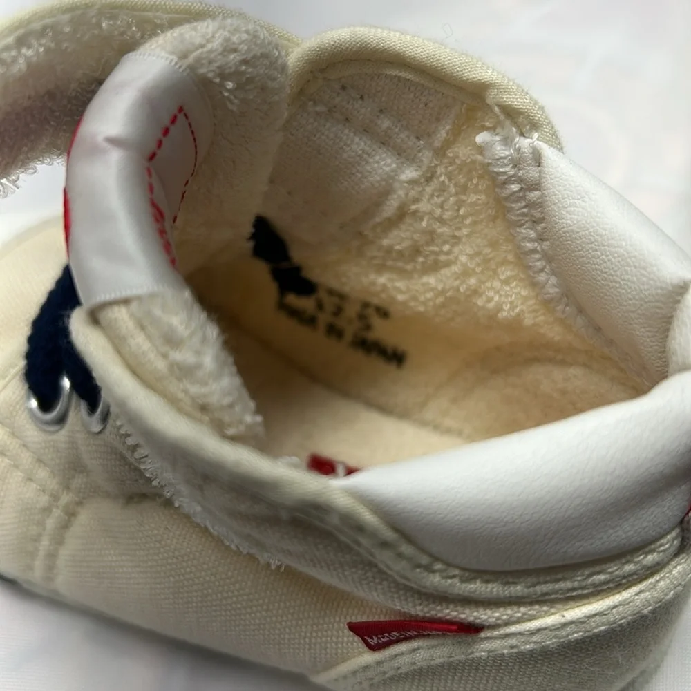 MIKI HOUSE Classic High Top First Walker Shoes. Baby. Size 12.5. NWT